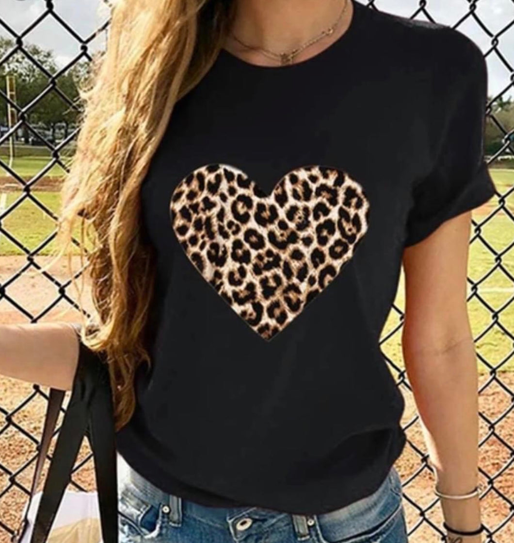 Leopard print heart tee