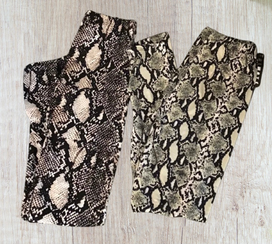 Snakeskin print ladies leggings one size