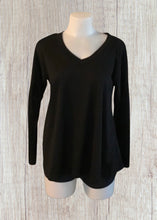 Load image into Gallery viewer, Long sleeve v neck lightweight sweater
