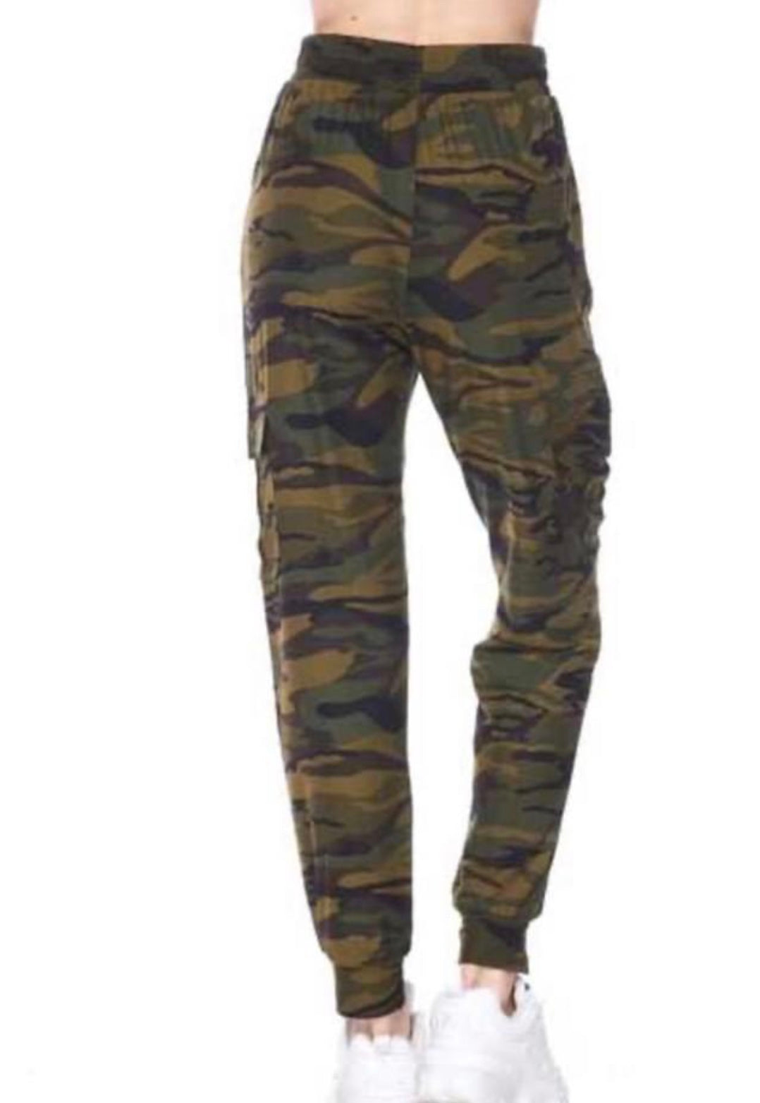 Plus size buttery soft green camouflage cargo leggings/joggers with po – A  & R's Array of Fashion