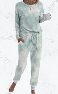 Comfy 2 piece tie dye loungewear