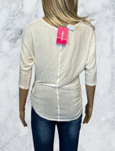 Load image into Gallery viewer, White v-neck 1/2 sleeve top with ruched sides
