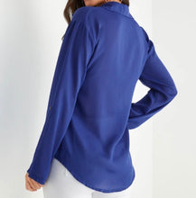 Load image into Gallery viewer, Blue button design classic collar v-neck blouse
