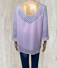 Load image into Gallery viewer, 3/4 sleeve light purple blouse with lace
