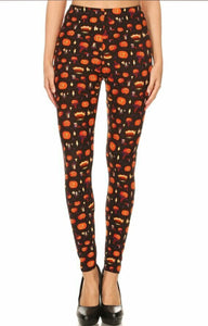 Adult pumpkins, cauldrons and candles Halloween leggings