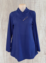 Load image into Gallery viewer, Long sleeve flowy top with decorative buttons
