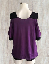 Load image into Gallery viewer, Cold shoulder short sleeve top.
