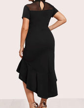 Load image into Gallery viewer, Plus size mesh insert dress
