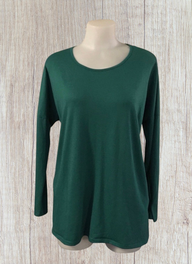 Green long sleeve loose fitting tunic top