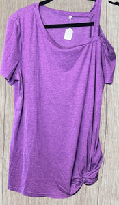 One strap t-shirt with twisted hem