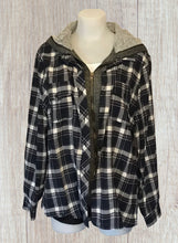 Load image into Gallery viewer, Plus size plaid shirt with hood
