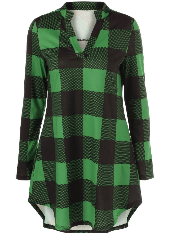 Long sleeve plaid V-neck shirt