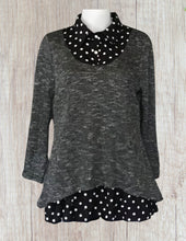 Load image into Gallery viewer, Cute tunic top with polka dot trim.
