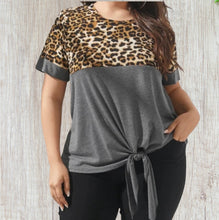 Load image into Gallery viewer, Plus size short sleeve top with leopard print and tie up knot
