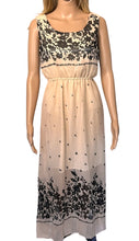 Load image into Gallery viewer, Long dress with pattern and lining
