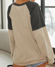 Load image into Gallery viewer, Beige color block long sleeve top
