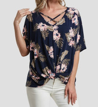 Load image into Gallery viewer, Navy floral criss cross top with twisted hem
