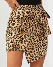 Load image into Gallery viewer, Animal print tie up design mini skirt
