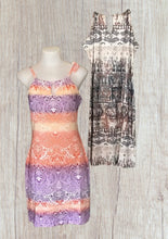 Load image into Gallery viewer, Bohemian print keyhole front dress
