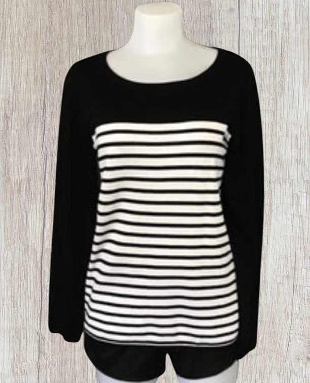 Black striped sweater with round neckline