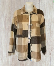 Load image into Gallery viewer, Khaki plaid buttoned jacket
