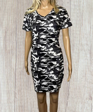 Load image into Gallery viewer, Short sleeve grey camouflage dress with v neck
