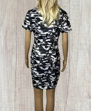 Load image into Gallery viewer, Short sleeve grey camouflage dress with v neck
