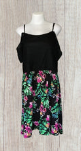 Load image into Gallery viewer, Plus size floral and lace cold shoulder dress
