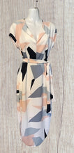 Load image into Gallery viewer, Geometric print v neck 3/4 length dress
