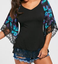 Load image into Gallery viewer, Dressy top with butterfly sleeves
