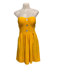 Load image into Gallery viewer, Strapless yellow dress with padding
