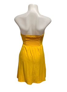 Strapless yellow dress with padding